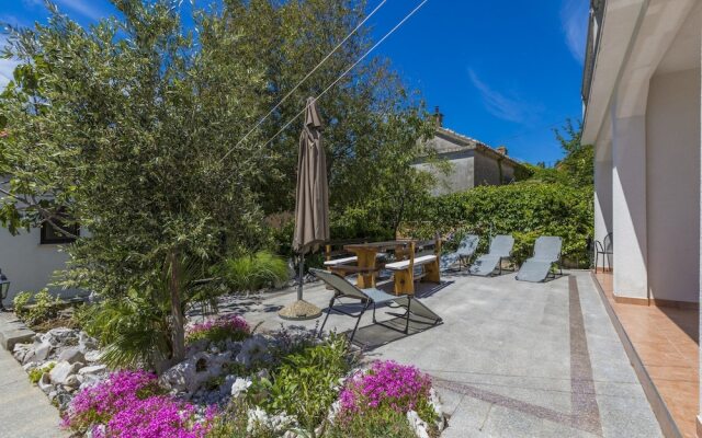 Apartment Jadranovo III