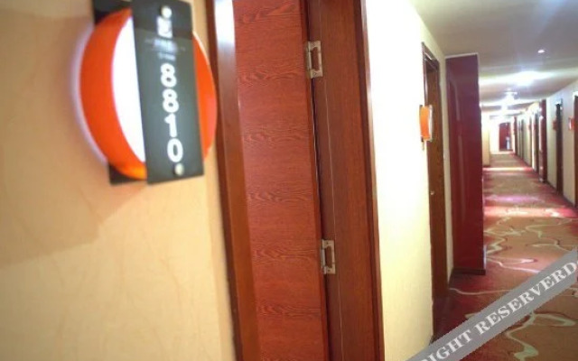 Wote Hotel Kunming Railway Station