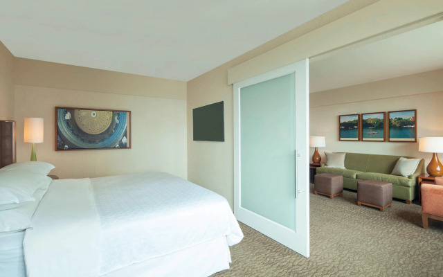 Sheraton Boston, a Marriott Hotel