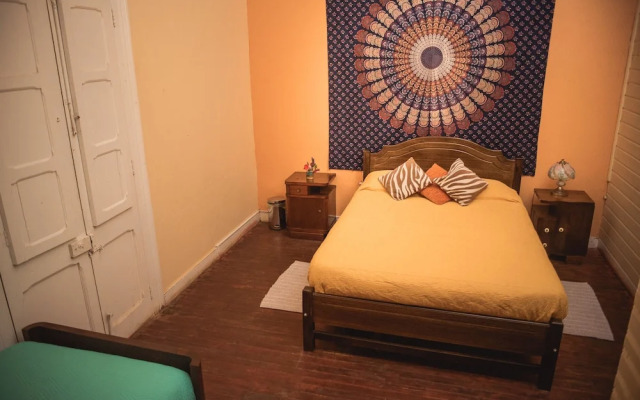Kom Hostal - Hostel