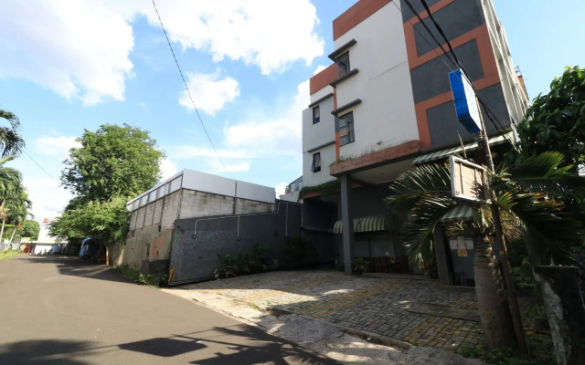 Uptown Residence Syariah Pondok Pinang