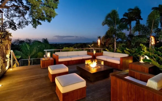 Sunny Vacation Villa 35