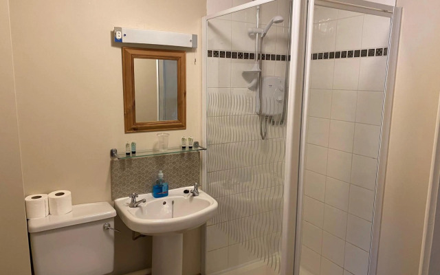 The Bullshead, Arthingworth House B&B