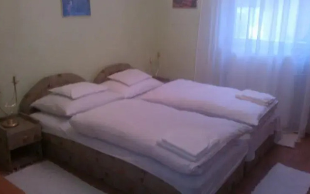 Kont Panzió és Apartmanházak - фото 3