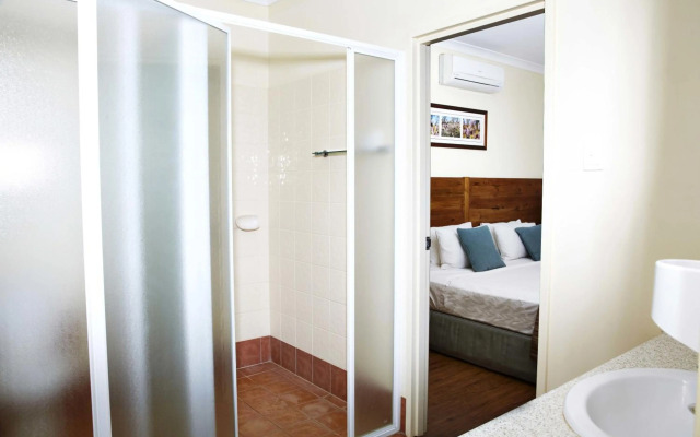 Kimberley Hotel Halls Creek