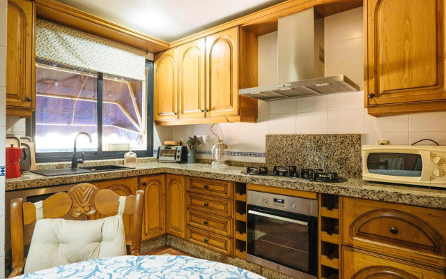 acogedor piso con parking santa justa