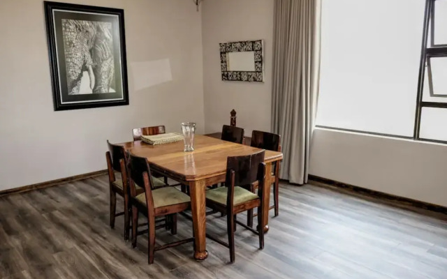 The Fat Mulberry Guesthouse