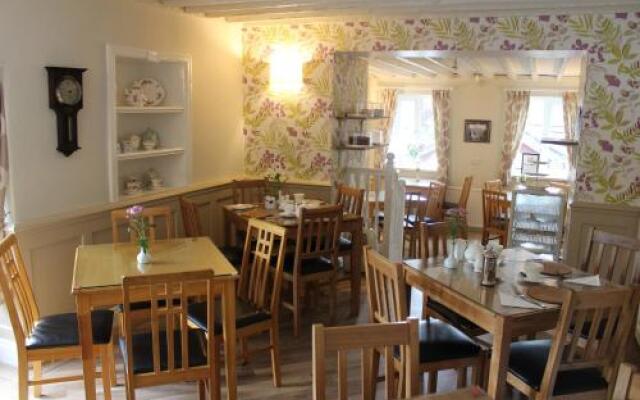 The Firs B&B &Tea Room