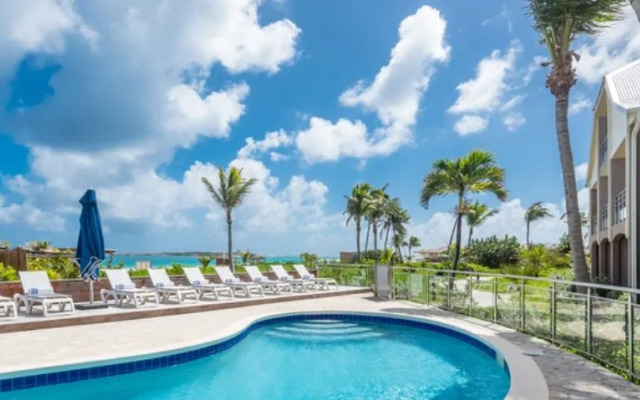Orient Beach Hotel