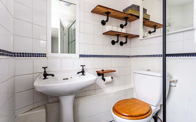 Quirky, Spacious House in the Heart of Hackney