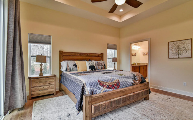 Arcadia Falls Retreat