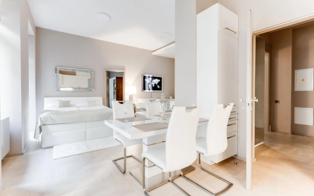 Royal Residence Apartment in the Heart of Prague