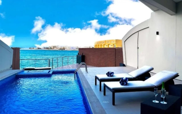 The Dragon Hotel & Resort & Sea Loft Chalets