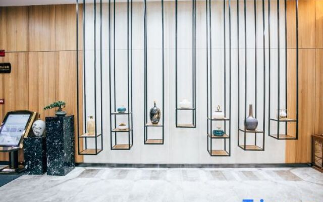 New Beacon Shangju Hotel (Wuhan Guanggu Avenue)