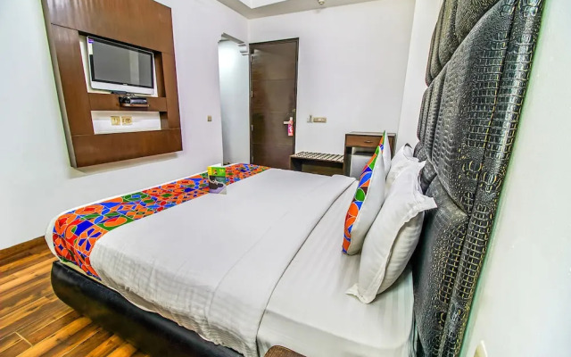The Cameron by FabHotels