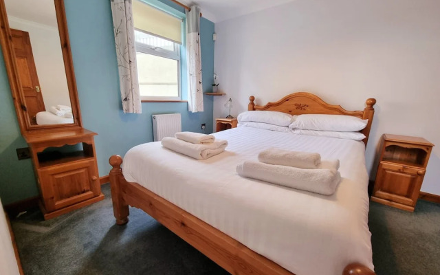 Tregurrian Villas
