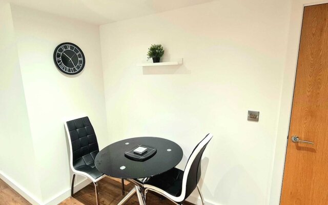 Remarkable 1-bedroom Apartment in Salford