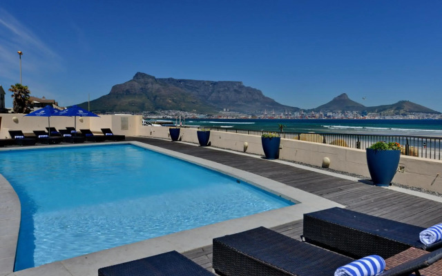 Lagoon Beach Hotel & Spa