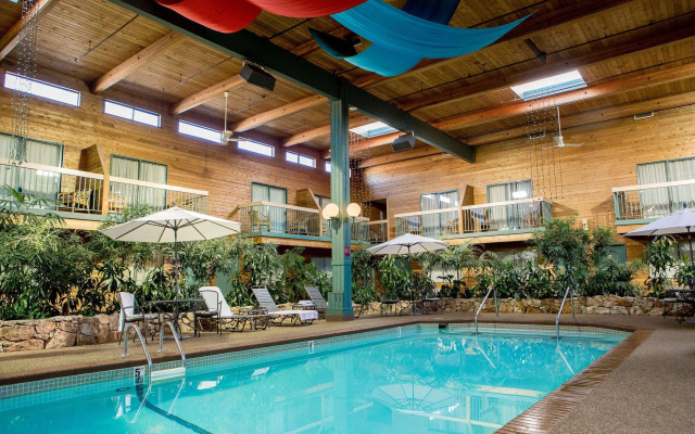 Best Western Plus Coquitlam Inn Convention Centre