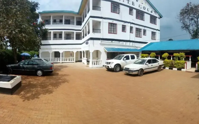 Siaya White Hotel