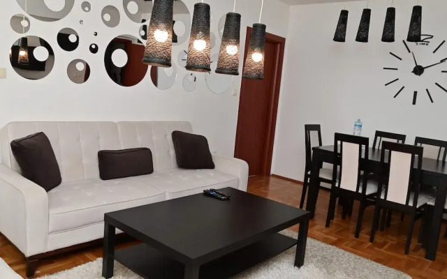 HomeRent White