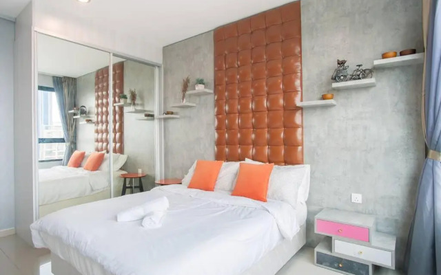 iCity 1Bedroom Apt Near Mall FREE PARKING & WIFI