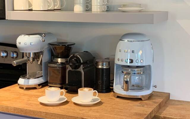 Relaxing Location Steps From Resort Citq 242281