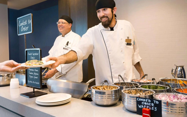 Embassy Suites by Hilton Kansas City Olathe