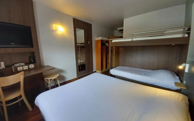 B&B HOTEL Saint-Etienne Monthieu