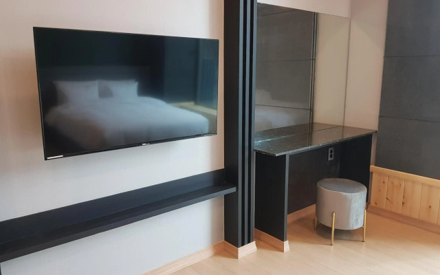 Suntree Hotel