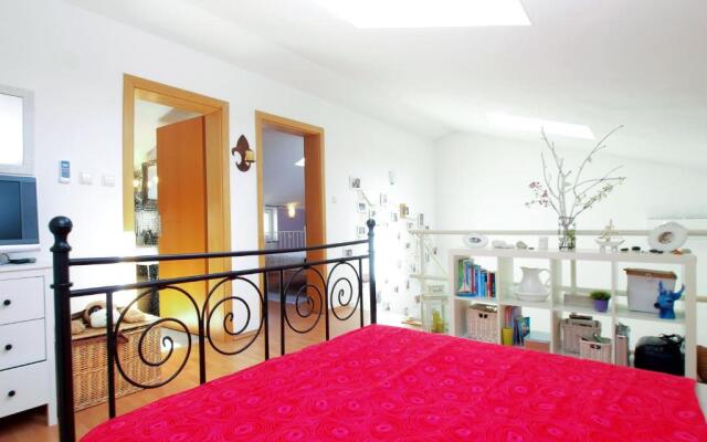 House Kada 1572