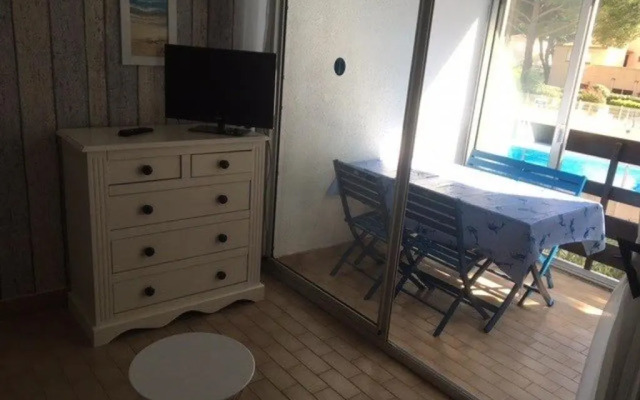 Appartement Le Grau d'Agde, 1 pièce, 4 personnes - FR-1-423-202