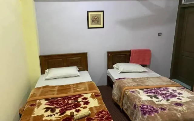 Golden Bite Hotel And Restaurant