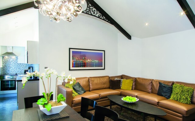 EPIC Apartments Seel Street