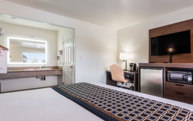 Rodeway Inn near Downtown Monterey