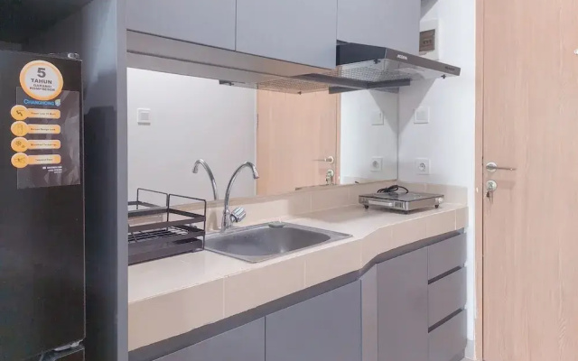 Minimalist And Homey Studio Apartment At B Residence