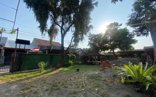 OYO Life 93257 Kos Anugerah