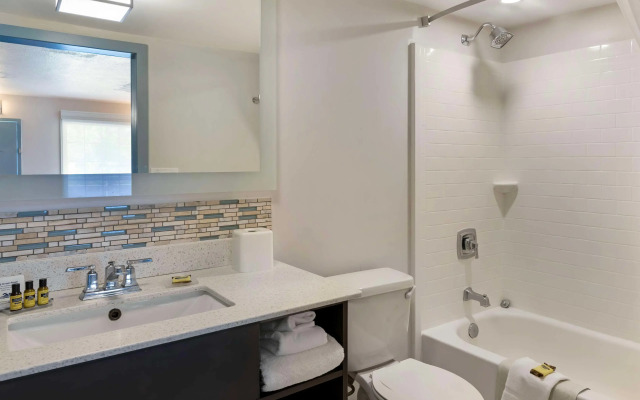 Best Western Plus St. Simons