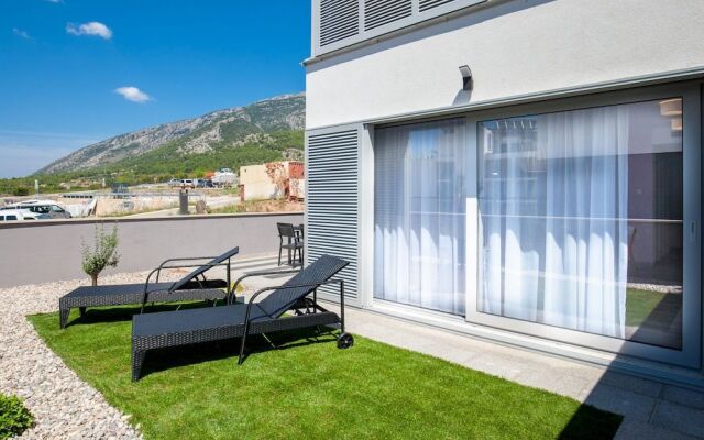 Apartments Dva Galeba