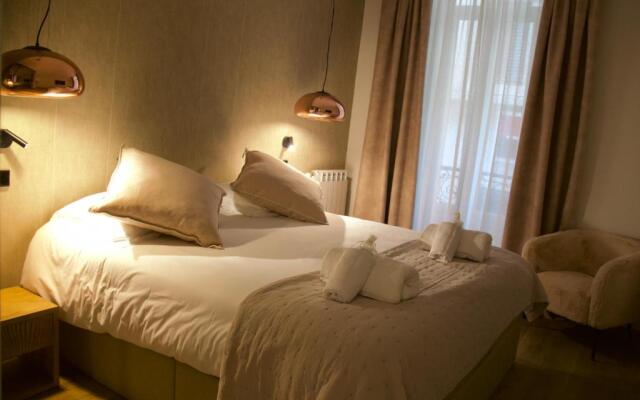 EXCEPTIONNEL! Luxueux appartement 150 m2 Terrasse 40m2 plein centre 6personnes