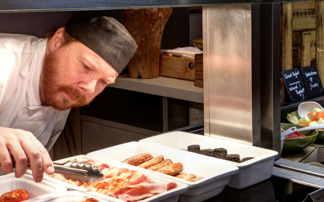 Holiday Inn Basingstoke by IHG