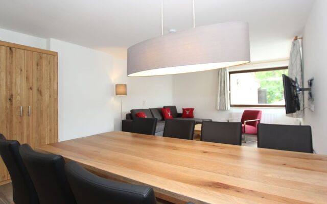 Sunlit Apartment with Infrared Sauna in Fieberbrunn