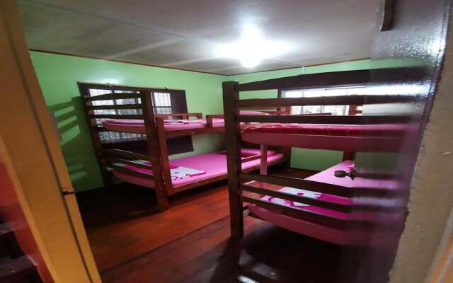 OYO 90195 Anjung Rehat Jamsari