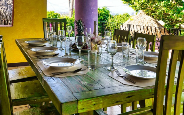 Mexican Style Villa With Private Pool, Free Utilities