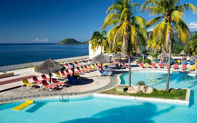Brisas Sierra Mar All Inclusive