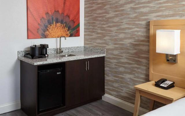 Best Western Plus University Inn