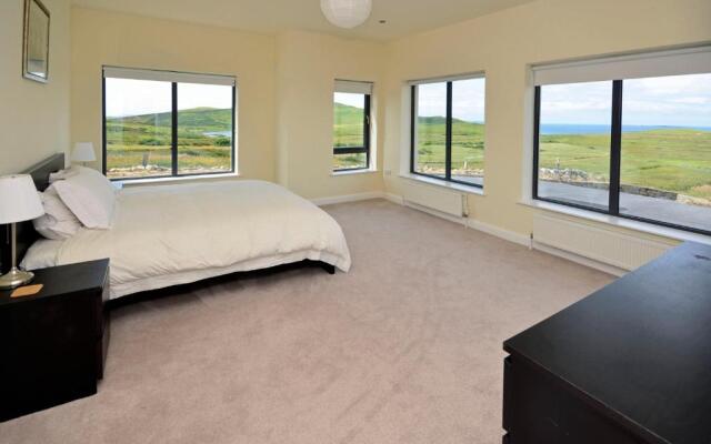 Property 260 Moyard