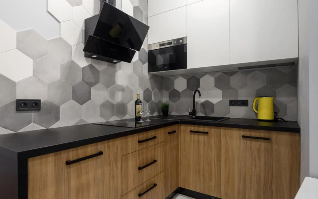 Royal apartment on Hmelnytskogo 37