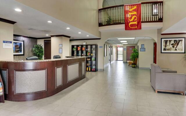 Best Western Plus University Inn & Suites