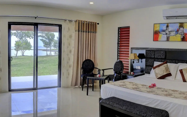 Nila Beach Resort Fiji